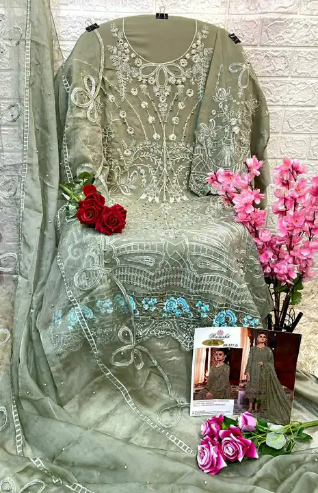 *RAMSHA..PRESENT*

*🌻R-577 nx🌻*

RATE : - *1250 ₹*+GST

FABRICS DETAIL:-
TOP:- *GEORGET HEAVY EMBR uploaded by A2z collection on 5/23/2023