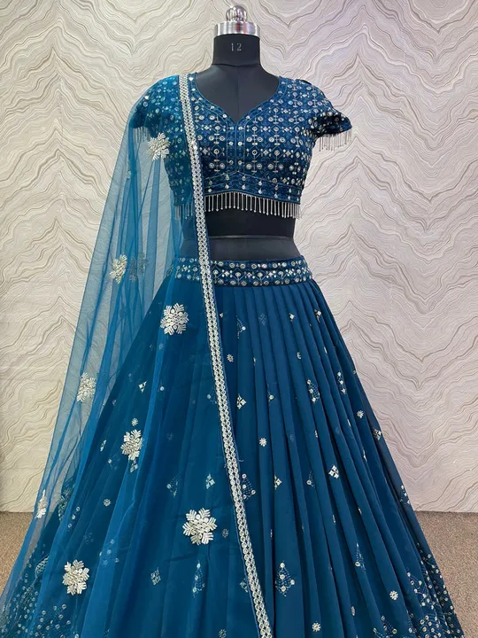 Lengha Choli  uploaded by Villa outfit on 5/23/2023