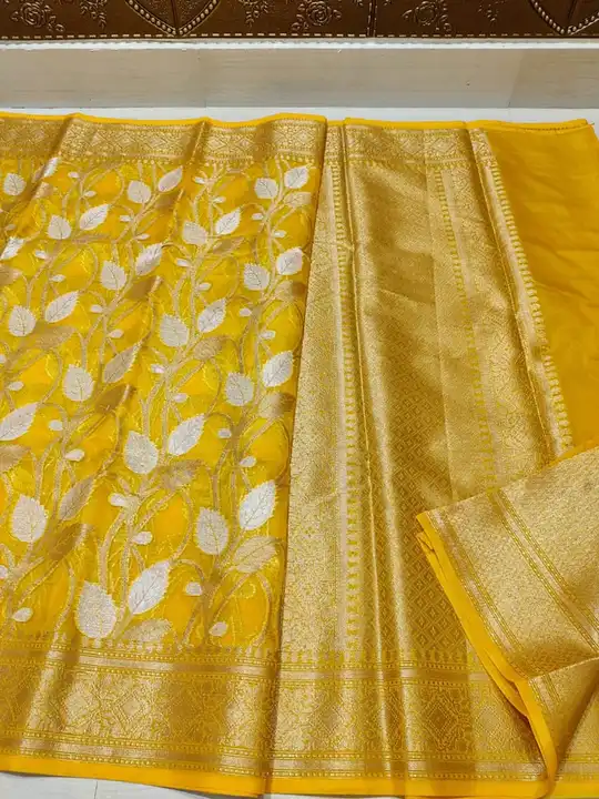 Banarasi daeyble semi kora silk saree uploaded by business on 5/23/2023