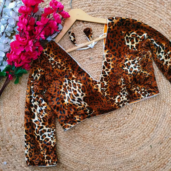 Beautiful tiger print full sleeves blouse uploaded by Blousewala on 5/23/2023