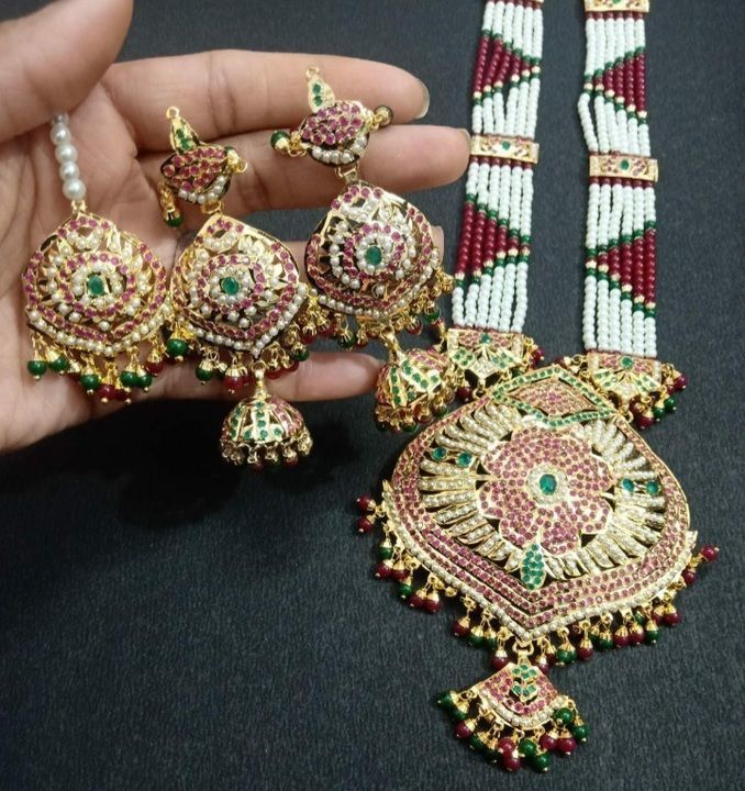 Jadau jewellery uploaded by Khushi boutique on 3/11/2021