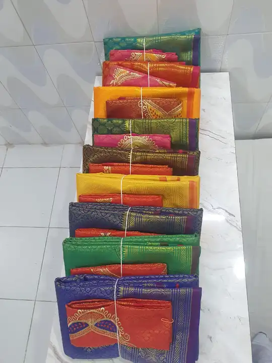 Broket with work uploaded by Silk saree manufacturing on 5/24/2023