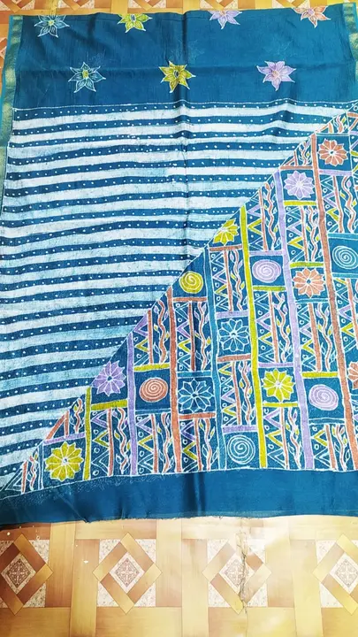 Maheshwari silk sarees
With blouse multy colour
Indonesian style block print
Fine quality fabric uploaded by Mustfa batik on 5/24/2023