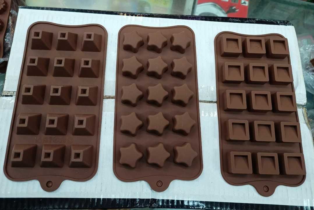 Silicon chocolate moulds uploaded by Truly Exclusive on 3/11/2021