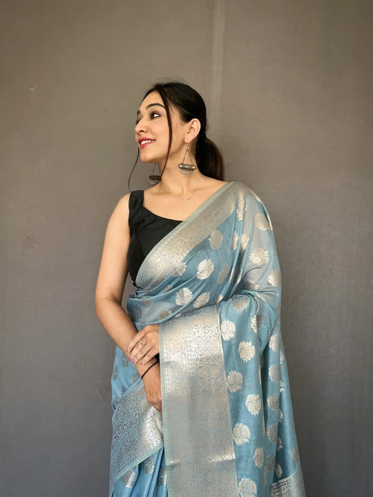 New trending saree uploaded by Maa Karni Fashion on 5/25/2023