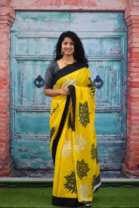 Cotton mulmul sarees with blouse  uploaded by Ashoka bagru print on 5/25/2023