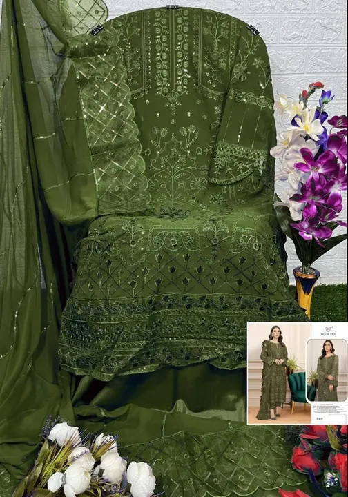 Pakistani suit  uploaded by Ayat collection on 5/25/2023