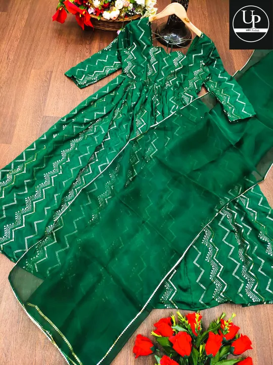 Gown with dupatta  uploaded by Villa outfit on 5/25/2023