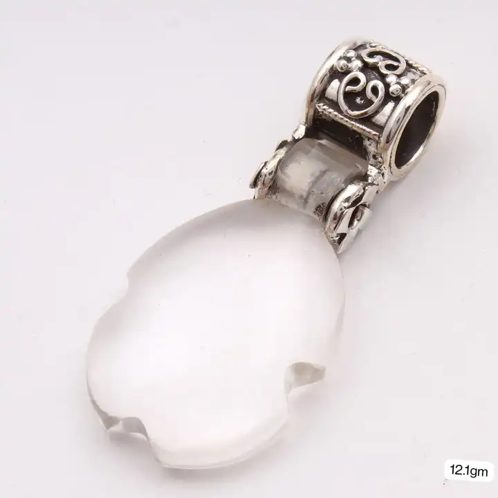 Silver gemstone studded pendant  uploaded by The Flint gems on 5/25/2023