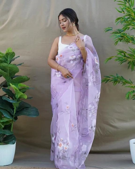 Saree uploaded by Aaina creation on 5/25/2023