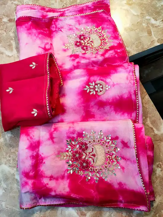 Supar sale price 
Fabric pure upara silk saree 💕
Witj blouse 
Price only 1150+$ uploaded by Gotapatti manufacturer on 5/26/2023