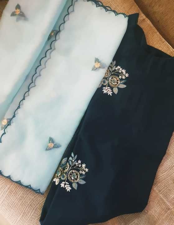 (SG)Muslin silk 
Sabya style handwork
Orgenza dupata
42 44 46
Msp 1550+$ uploaded by business on 3/11/2021