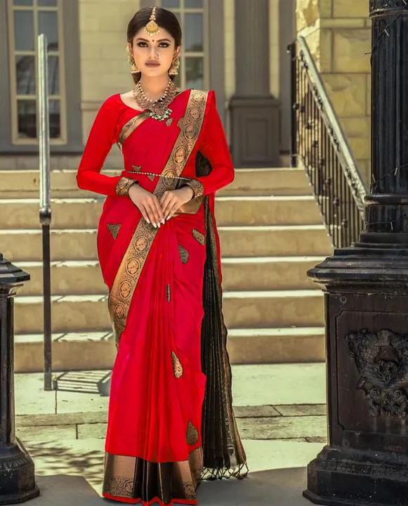 Sarees uploaded by Villa outfit on 5/26/2023