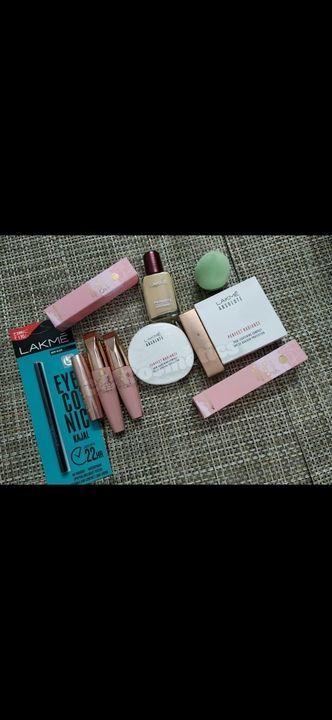 Lakme pocket combo uploaded by Srinidhi Collections on 3/11/2021