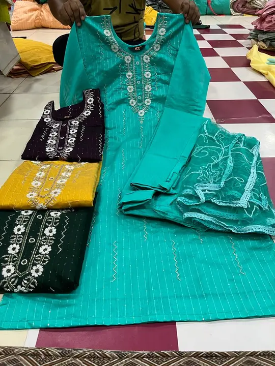 Kurti set with dupatta uploaded by Sanjeev Textile on 5/26/2023