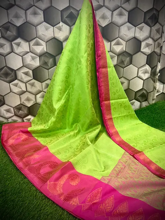 Tanchue kora Muslim silk saree  uploaded by IFHA SAREE on 5/27/2023