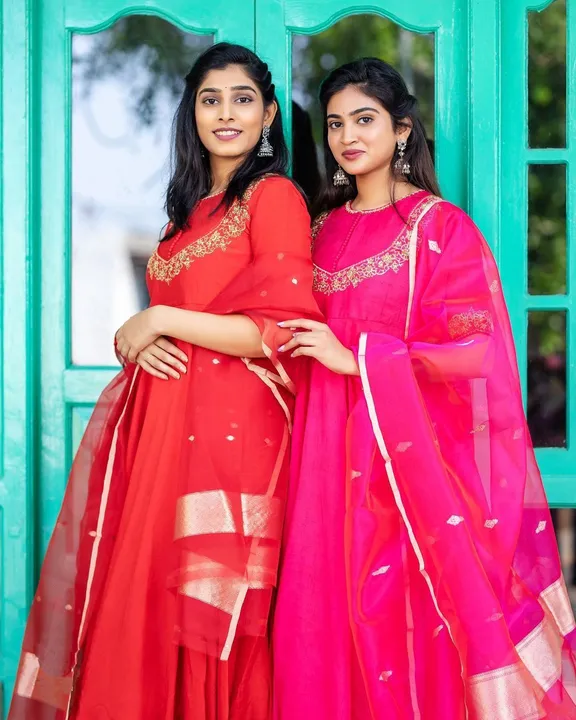 *ZSR-3011* 👌❤️

👉👗💥*Launching New Designer Party Wear Look Gown In 2 Colours *💥👗👌

🧵 *Fabric uploaded by A2z collection on 5/27/2023