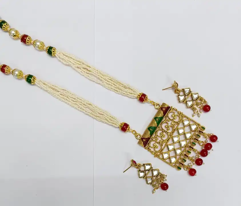 Moti mala pendal set uploaded by Satguru art jewellery on 5/27/2023