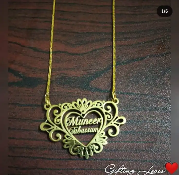 Heart pendant necklace  uploaded by business on 5/27/2023