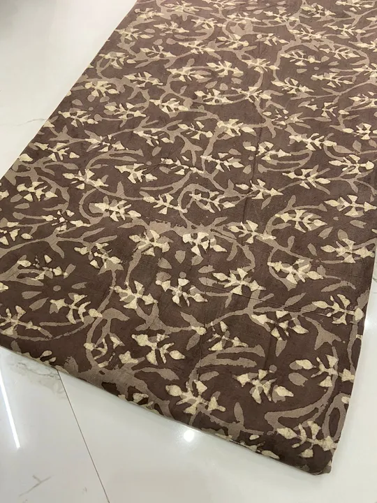 DHABU HAND BLOCK PRINT FABRIC IN COTTON CAMBRIC WIDTH 42+ uploaded by SHALINI HAND PRINTERS on 5/28/2023