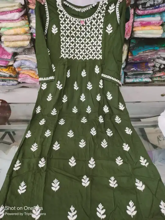 Lucknowi Chikankari rayon nyra cut kurti

Fabric:-  Rayon

Size:-     34 to 40

Length:- 46" approx
 uploaded by Zohan chikan Art on 5/28/2023