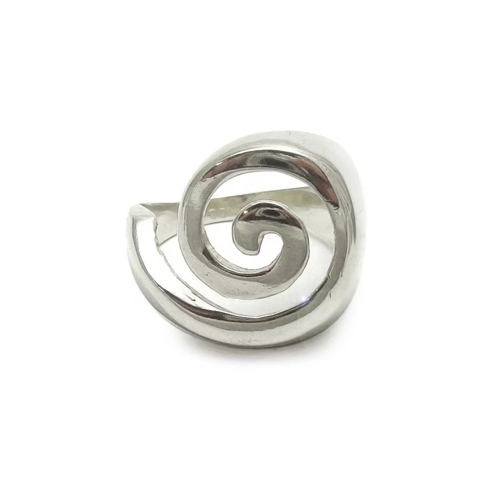 Spiral ring uploaded by Jewelercraft on 5/29/2023