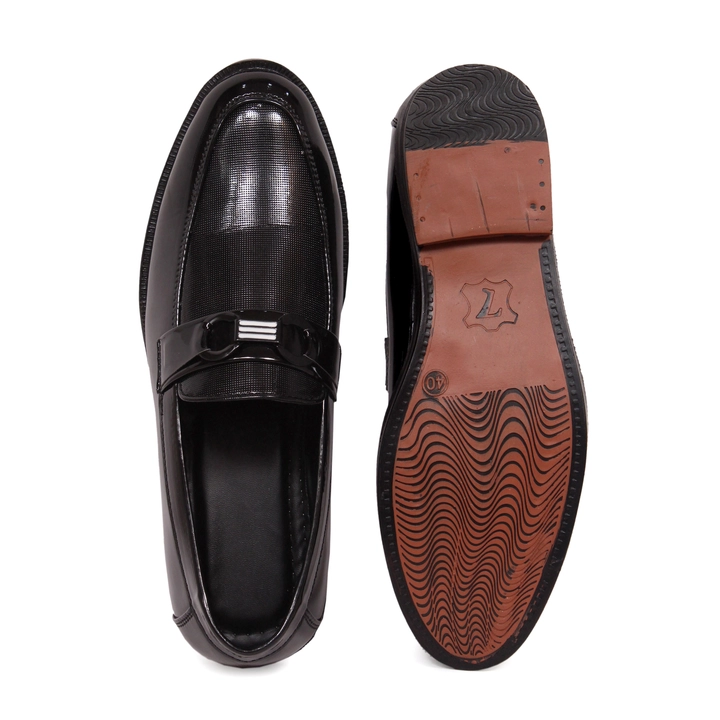 Black patent men's shoes available in wholesale  uploaded by M/S BARQAT CORPORATION on 5/29/2023