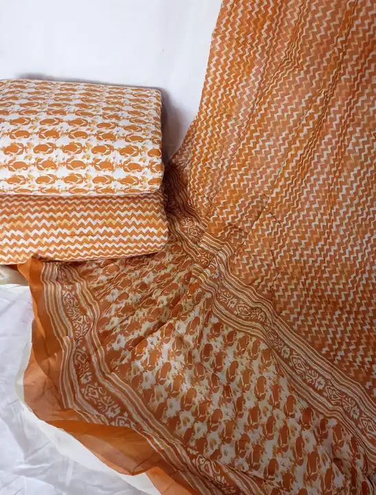 Cotton fabric with dupatta  uploaded by Avinash fabrics on 5/29/2023