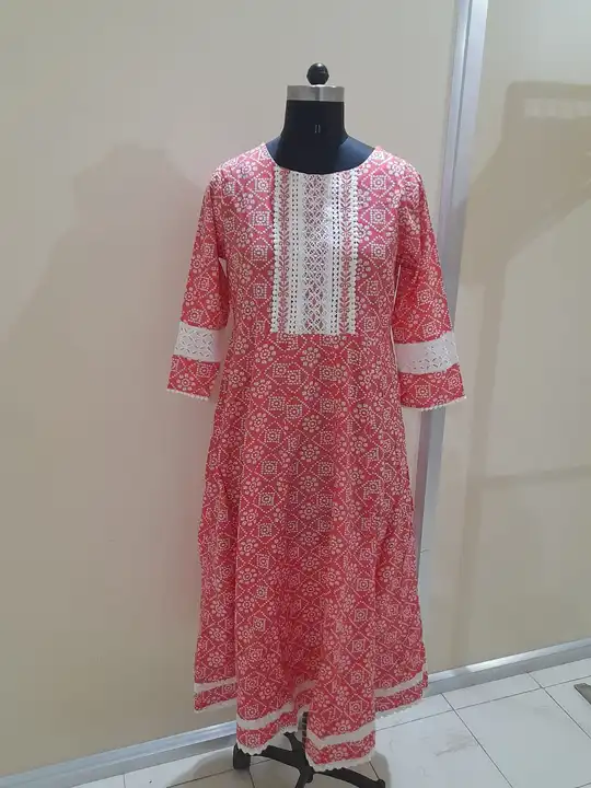 Post image I want 60.6 pieces of Kurti at a total order value of 540. I am looking for S to xxL . Please send me price if you have this available.
