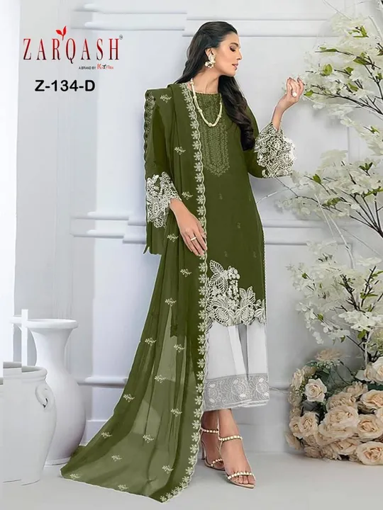 Pakistani suit  uploaded by Ayat collection on 5/29/2023