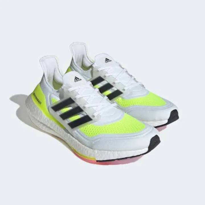 Adidas ultraboost
Size 41 to 45 available
2999 with shipping uploaded by BSH Mega Store  on 5/29/2023