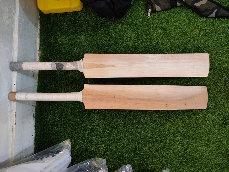 English Willow bat (Player Edition) uploaded by Sport accessories on 5/29/2023