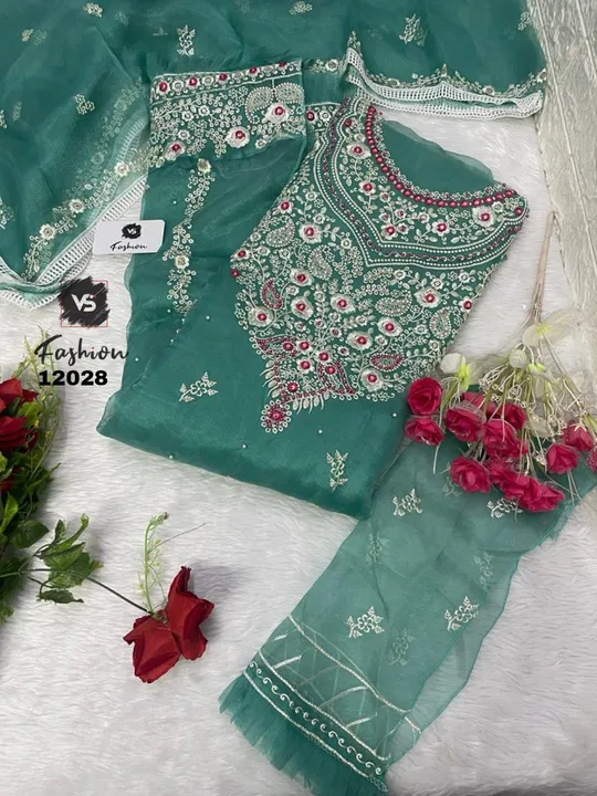 🚨🚨 *New Colour Added* 🚨🚨

*HK-1536*

♥️ *NEW LUNCHING 3 PIECE SUIT HIT DESIGNE COLLECTION BEAUTI uploaded by Fashion Textile  on 5/29/2023