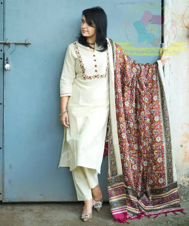 New cotton kurta pant and dupatta set  uploaded by Aleexa Outlet on 5/30/2023