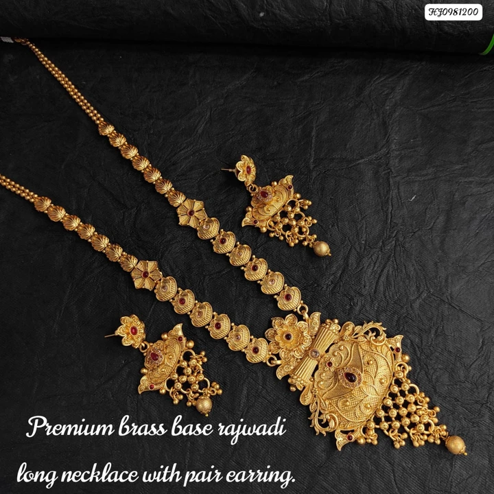 Post image Hi 
Anar Family 

Kindly check our latest collection.

Traditional Rajwadi Long Set