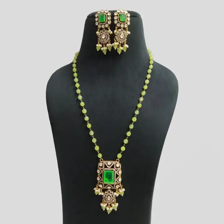 Pendent set  uploaded by Manya Jewels on 5/30/2023