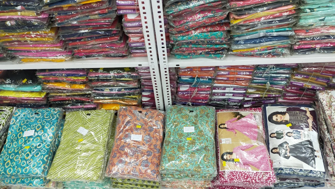 Warehouse Store Images of GINNI TEXTILE