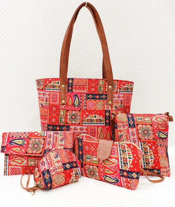 The Trademark Tote uploaded by Yeh38 on 5/31/2023