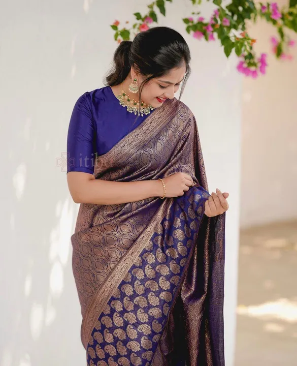 Rich pallu with allover Golden zari weaving design saree  uploaded by DHANANJAY CREATIONS on 6/1/2023