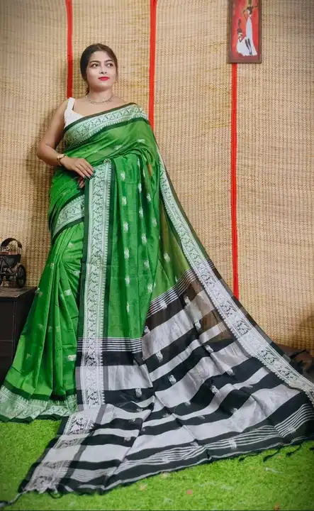Handloom saree  uploaded by Matri Saree Center on 6/1/2023