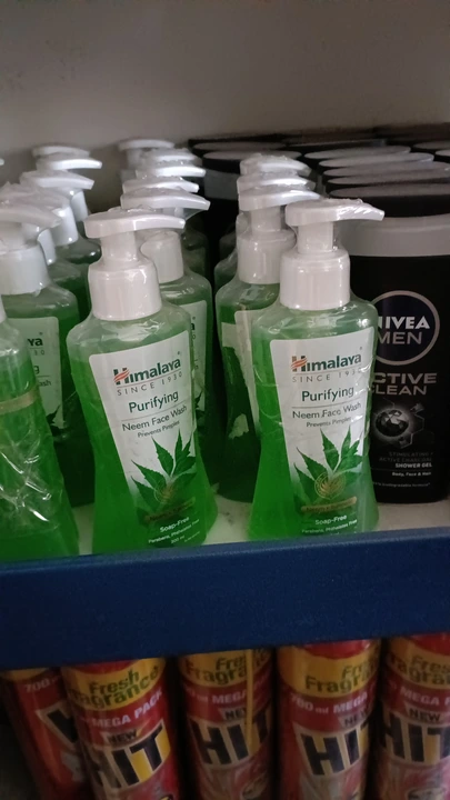 HIMALAYA FACE WASH 200ML (MRP 250)  uploaded by MK TRADERS on 6/1/2023