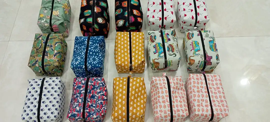 Cotton printed makeup pouches  uploaded by Mankha exports  on 6/1/2023
