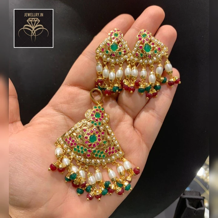 High quality pendent set with earring  uploaded by Jewellry.in UDHYAM-TS-02-0045573 on 6/1/2023