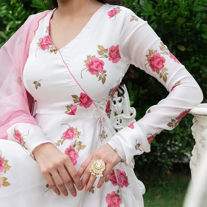 Floral Suit with duppata  uploaded by Rang Bhoomi on 6/1/2023