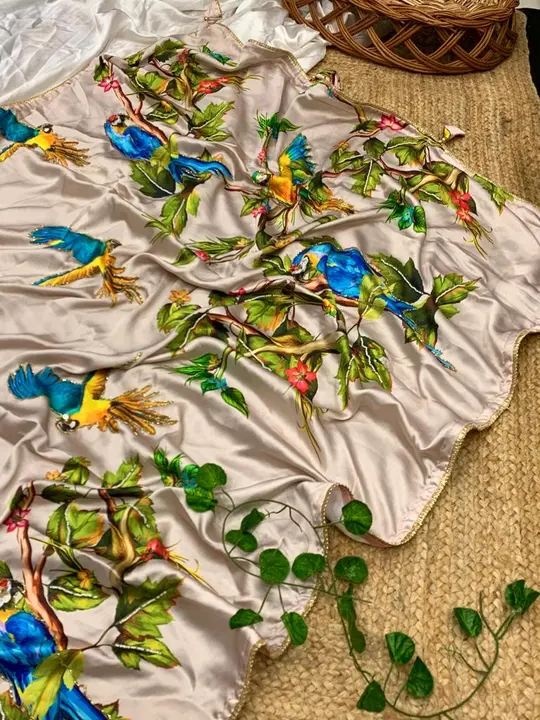 *New Arrivals ❤️*
*तोता ~ मैना🎉*

*PUre Soft Japan Sartin silk saree with beautiful parrot nd leaf  uploaded by Divya Fashion on 6/1/2023