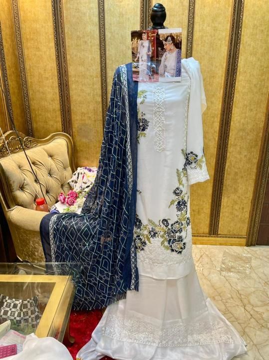 Post image 🌹 Dear
        Sir/Madam...
🎁Today we are launching Pakistani  Concept... 

        *SUPER HIT*
           
               *Aayra*
      
        *👇🏻Fabric details👇🏻*

👗 Top : Fox georgette (with heavy Embroidery n heavy pearl work all pcs)

👖Bottom   : SANTOON 


💐INNER- SANTOON 

🔺Dupatta : pure nazneen with heavy embroidery

🔻*Rate: -1400

🚶🏻🚶🏻🏃🏼🏃🏼🏃🏼Hurry up...
📦LIMITED STOCK 📦 
🔹book your order fast Limited stock 

*Dispatch ready*


Regards
                                  ®️
 *COSMOS FASHION*