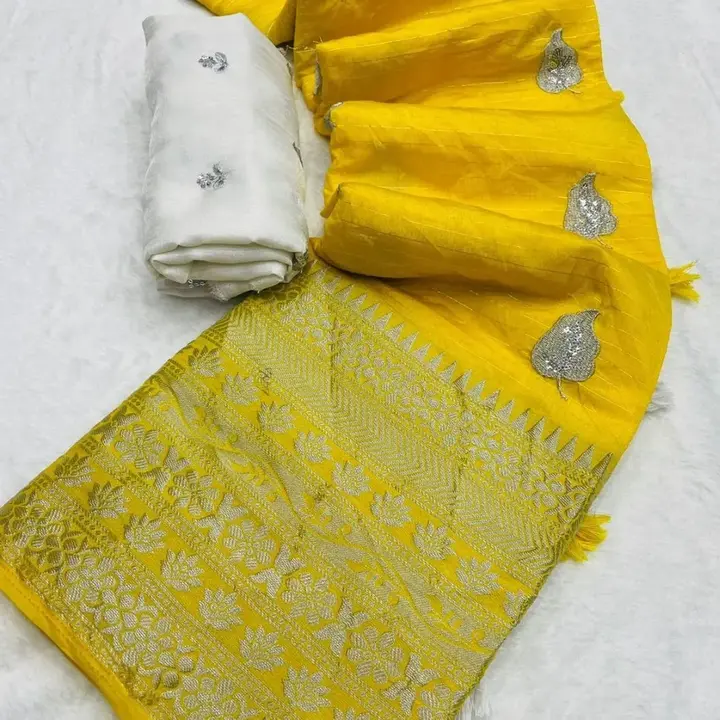 Saree collection  uploaded by SS fashion world on 6/2/2023