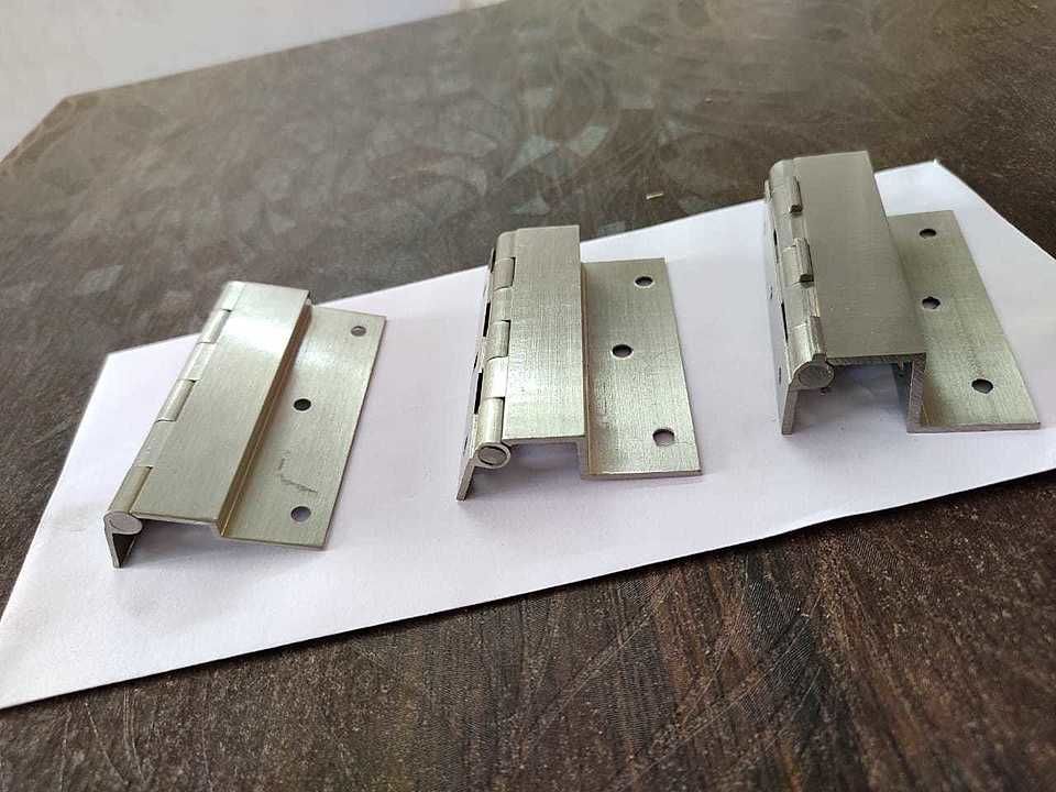 Brass l hinges uploaded by SS Hardwares on 5/14/2020