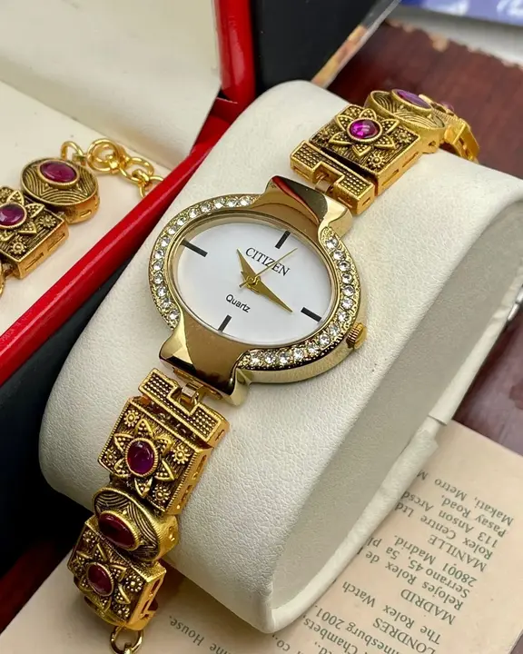 Brass gold Antique watch uploaded by Gems_galore_ on 6/2/2023