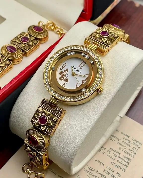 Brass gold Antique watch uploaded by Gems_galore_ on 6/2/2023